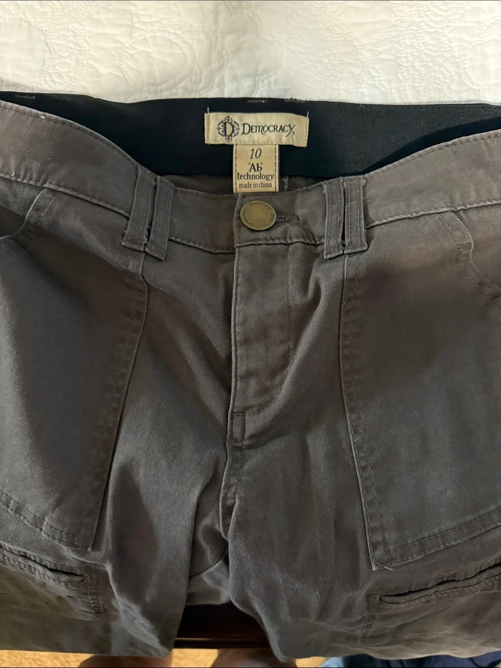 Democracy women’s Cargo Pants in Dark Brown